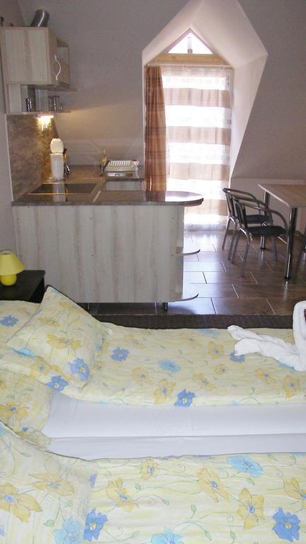 Pálma Apartmanház Harkány Esterno foto