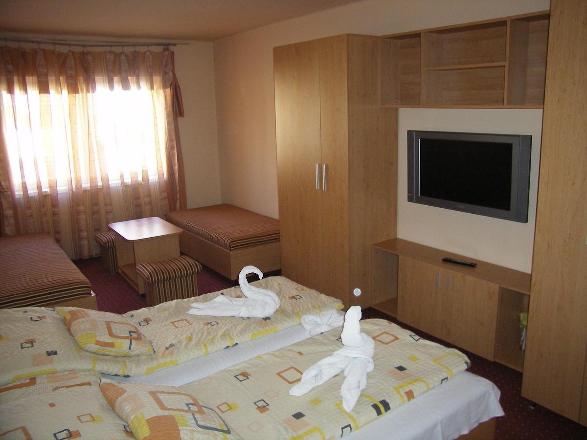 Pálma Apartmanház Harkány Esterno foto