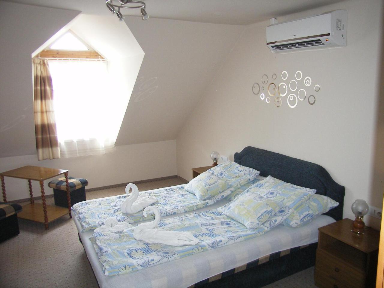 Pálma Apartmanház Harkány Esterno foto